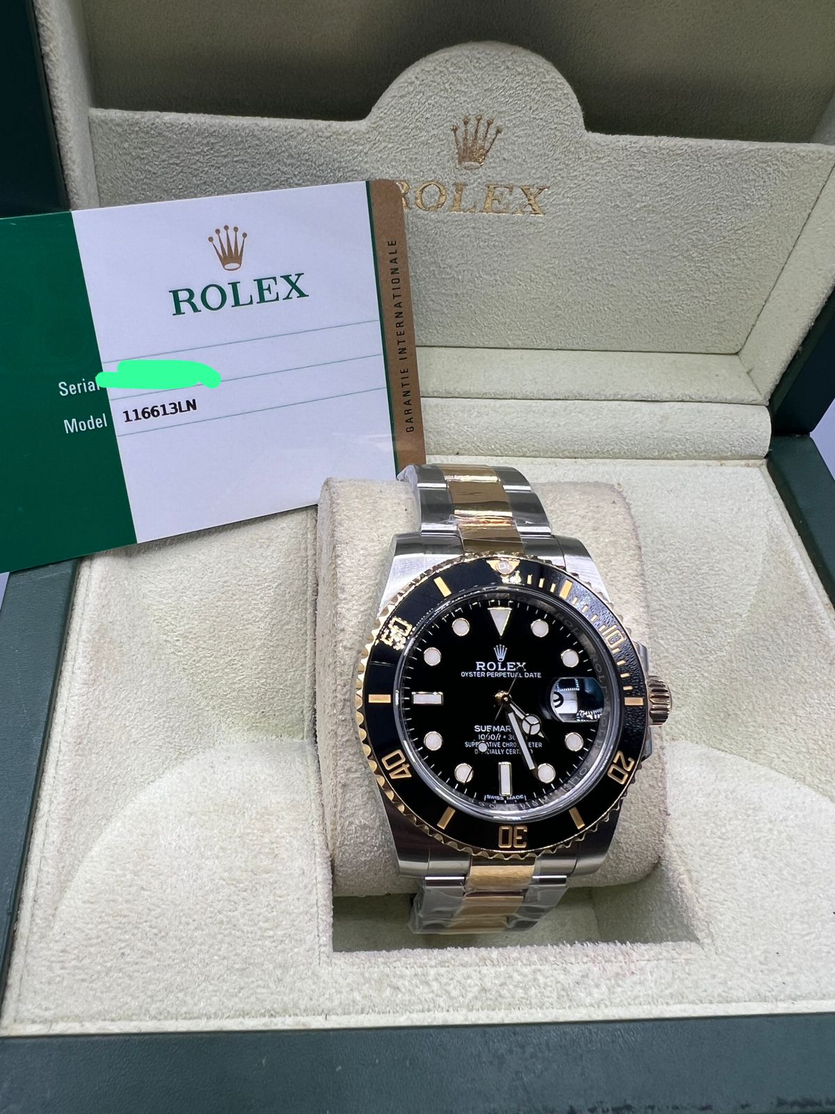 Rolex Submariner (GOLDEN) - Image 2